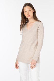 Easy Raglan Vee - Kinross Cashmere