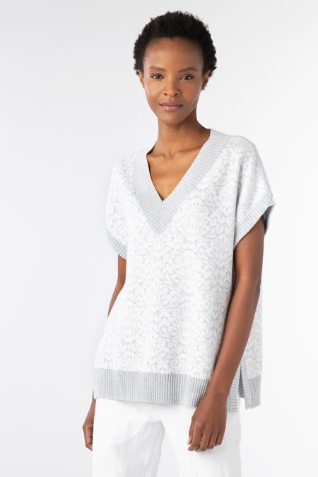 Medallion Vee Popover - Kinross Cashmere