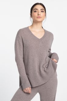 Hi Low Seamed Vee - Kinross Cashmere