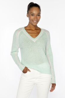 Contrast Trim Rib Vee