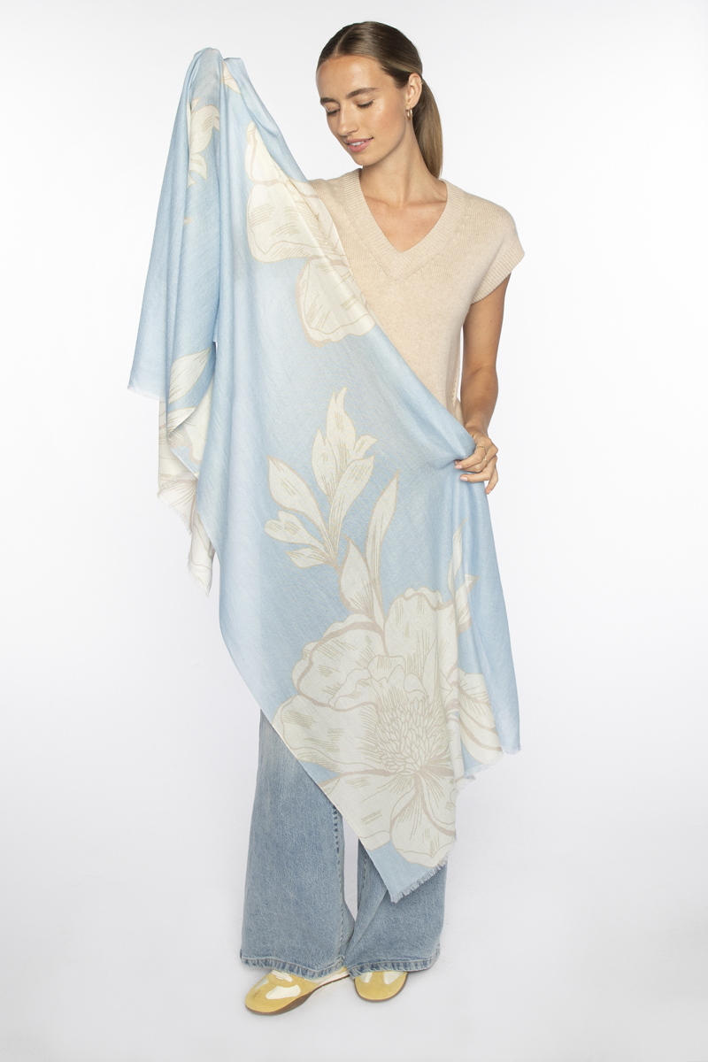 Oversized Blooms Print Scarf - Skyway - Kinross Cashmere
