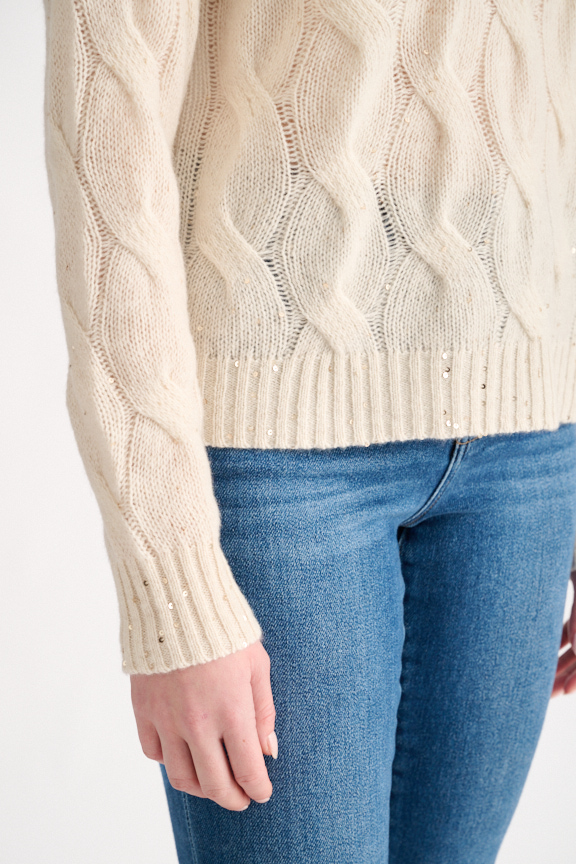 Sequin Cable Vee- Kinross Cashmere