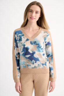 Abstract Print Vee - Kinross Cashmere