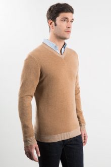 Plaited Trim Vneck Kinross Cashmere