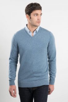 Classic Vneck - Blue Fog Kinross Cashmere