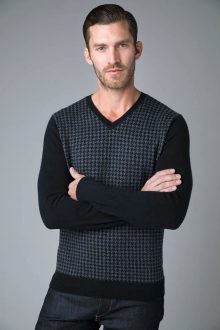 Houndstooth Vneck - Kinross Cashmere